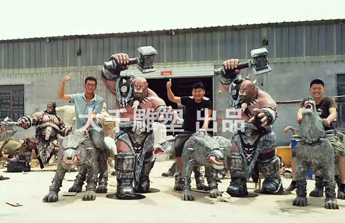 魔獸世界遊戲雕塑--大(dà)千雕塑出品